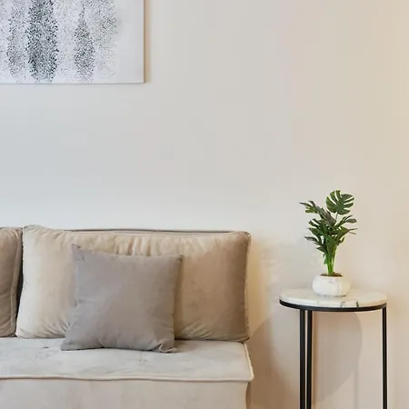 Apartman Modern & Casual Apertment In Sisli *